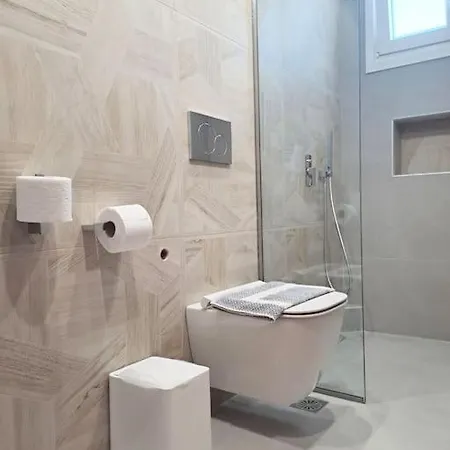 Alisahni Dr Apartment *